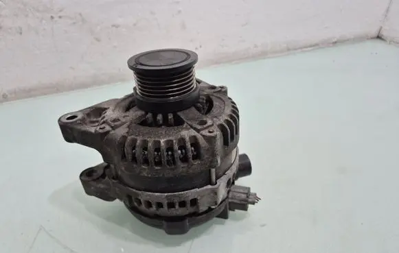 Volvo V50 Generator/alternator 8M5T10300YB