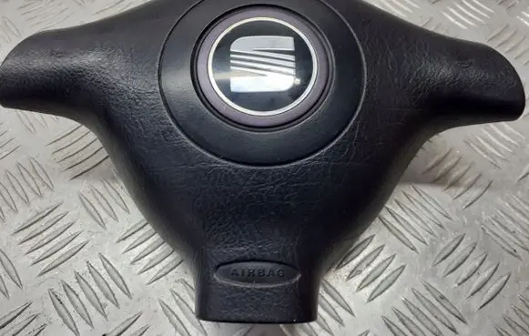 Seat Toledo II (1M) Steering wheel airbag 1M0880201D