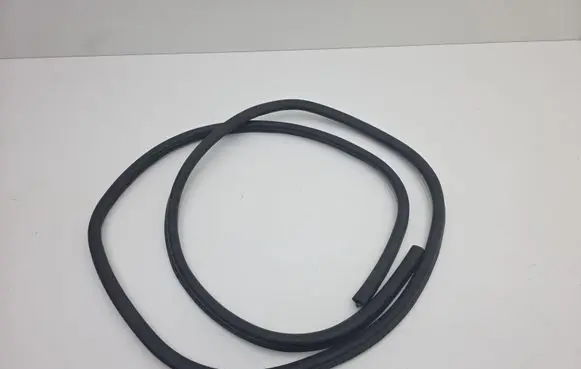 BMW 5 F10 F11 Engine compartment rubber 7019779