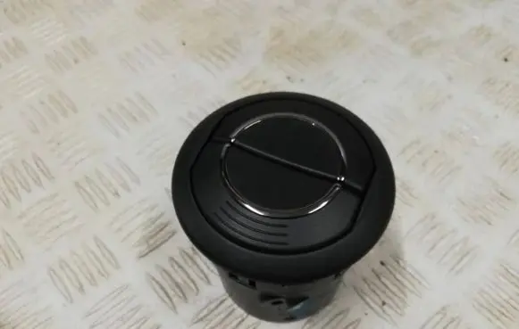 Alfa Romeo Mito Dashboard side air vent grill/cover trim