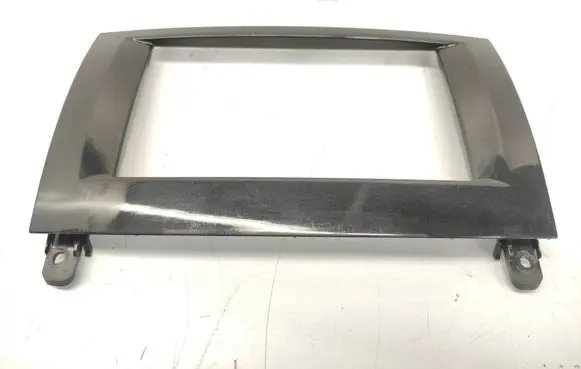 Radio/GPS head unit trim