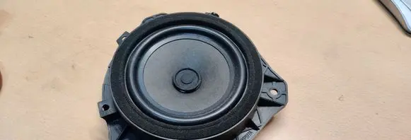 KIA Rio Rear door speaker 963301W500