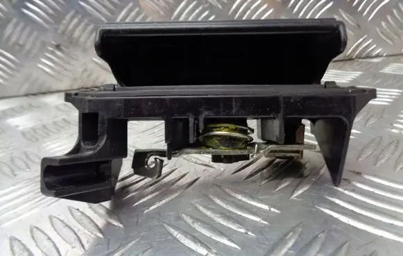 Toyota Corolla E120 E130 Tailgate opening switch 