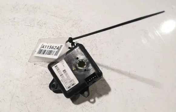 Opel Antara Air flap motor/actuator 12821201003