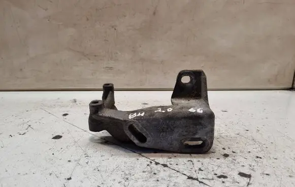 Audi 80 90 S2 B4 Power steering pump mounting bracket 026145531D