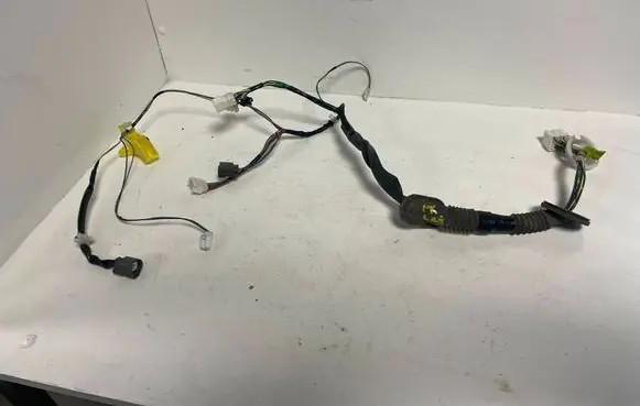 Subaru Legacy Front door wiring loom 81821AG280 00011
