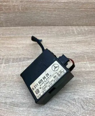 Mercedes-Benz E W211 Alarm control unit/module A2118209626 510080490 WithPlug
