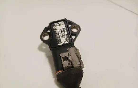 Audi A4 S4 B8 8K Air pressure sensor 0261230207