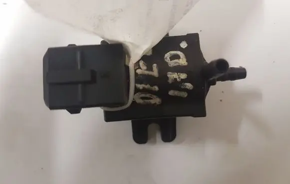 Opel Zafira B Turbo solenoid valve 70246100 8972882491