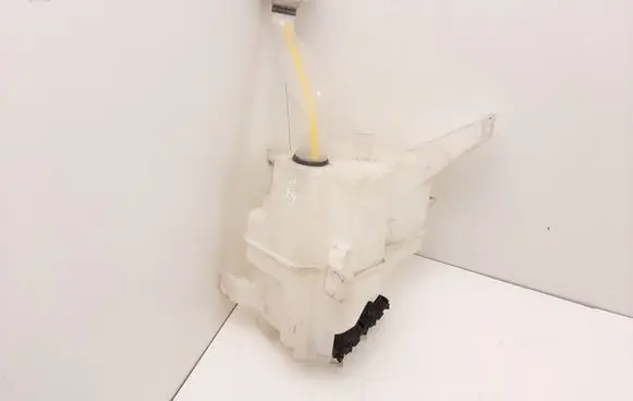 Toyota Prius+ (ZVW40) Windshield washer fluid reservoir/tank 060851552