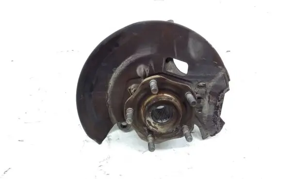 Nissan X-Trail T32 Front wheel hub spindle knuckle