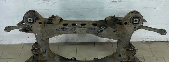 BMW 1 E81 E87 Rear subframe 