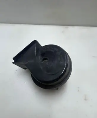 BMW 5 E34 Horn signal 00884 CH2013