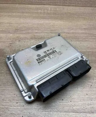 Volkswagen PASSAT B5 Engine control unit/module ECU 038906019AJ 0281010303