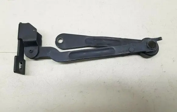 Volvo XC90 Tailgate check strap stopper 8659075