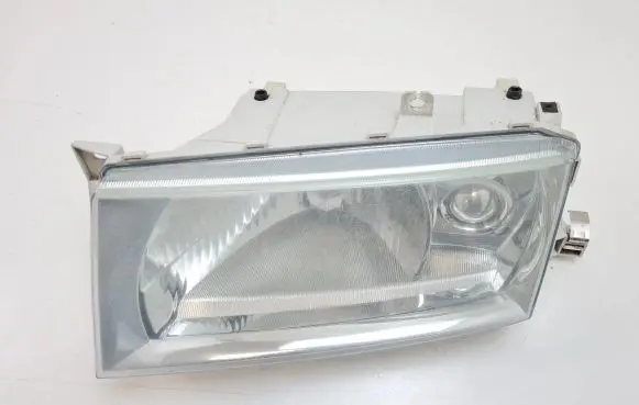 Skoda Octavia Mk1 (1U) Headlight/headlamp 1U1941015K