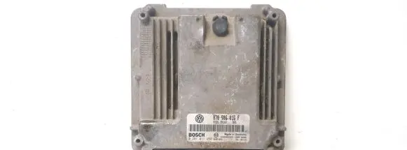 Volkswagen Touareg I Engine control unit/module 070906016F