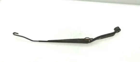Mitsubishi Outlander Front wiper blade arm
