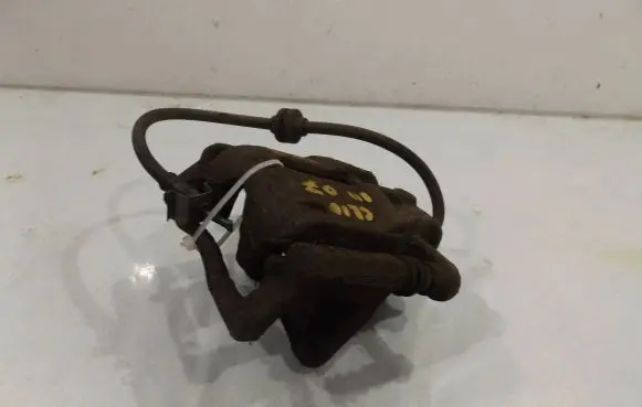 Renault Clio III Front brake caliper