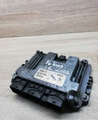 Ford Focus C-MAX Engine control unit/module ECU 4m5112a650na 0281011263