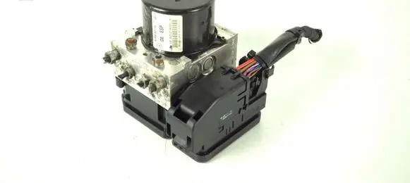 Mercedes-Benz C W204 ABS Pump A2044312412 A2045455332
