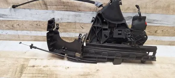 Volvo V50 Front door lock 30799303 240015103 2400151