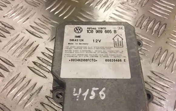 Volkswagen PASSAT B5.5 Airbag control unit/module 1C0909605B 4156