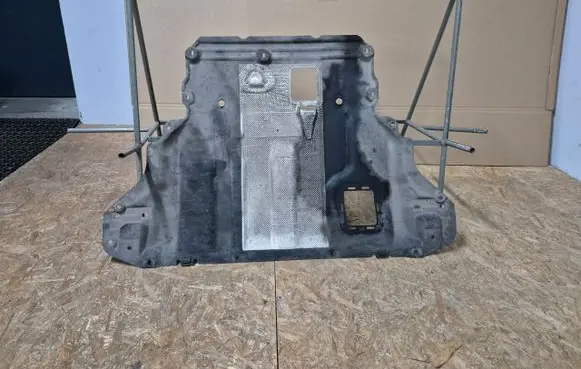Ford Focus Engine splash shield/under tray JX7B8C4316AFOCUS