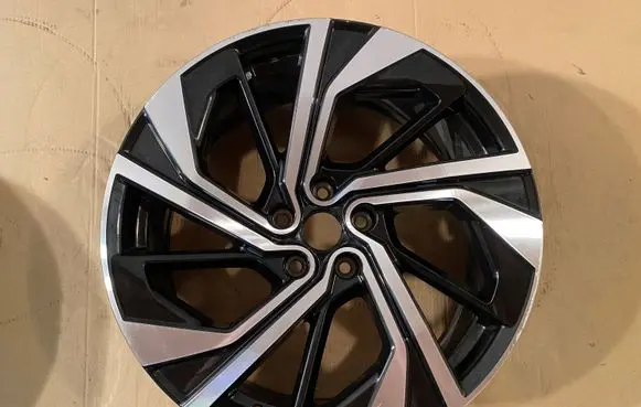 Nissan Qashqai R20 alloy rim 