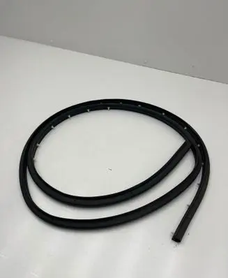 Opel Crossland X Rubber seal rear door 39217335 466677010