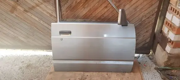 Nissan Patrol Y60 Front door