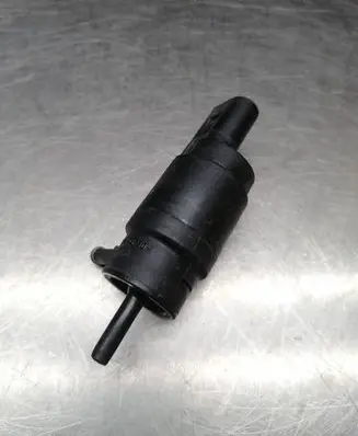 Mercedes-Benz CLK A208 C208 Windscreen/windshield washer pump