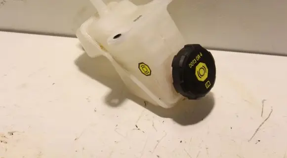 KIA Niro Brake fluid reservoir Kia Niro Brake fluid reservoir