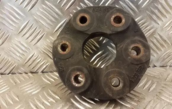 BMW 7 E38 Rear prop shaft donut coupling/joint 1229360