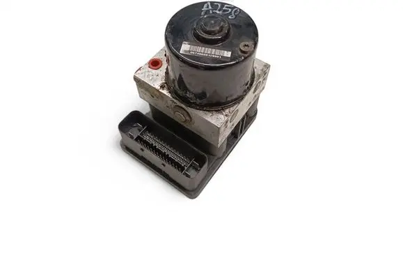 Volvo S40 ABS Pump 30647857A