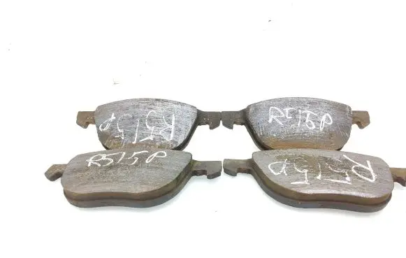 Ford Kuga I Brake pads (front) 