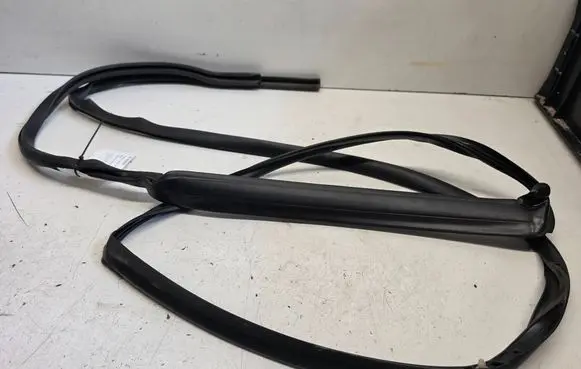 Jaguar XF X260 Rubber seal rear door 1234