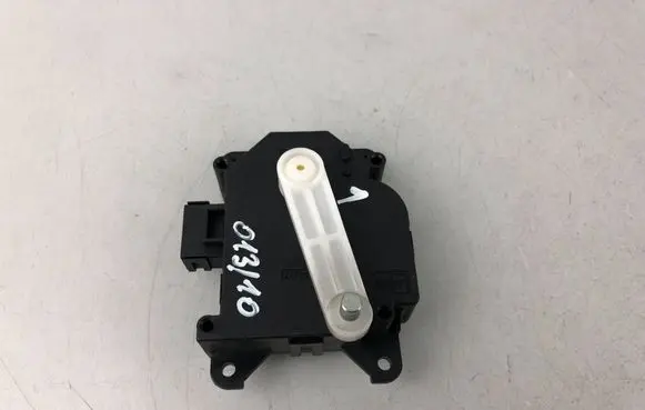 Subaru Outback Air flap motor/actuator 1138002320