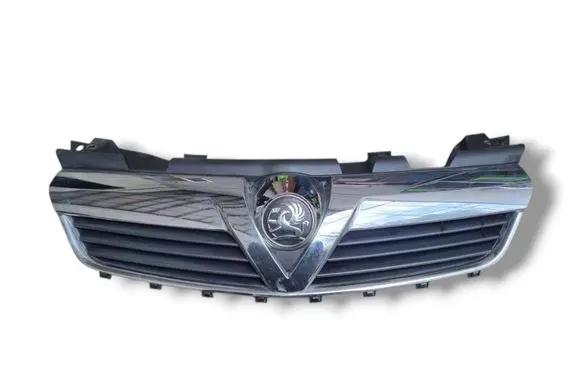 Opel Zafira B Front grill 13157590