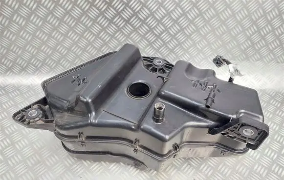 Ford Kuga III AdBlue liquid reservoir LX615J228AC