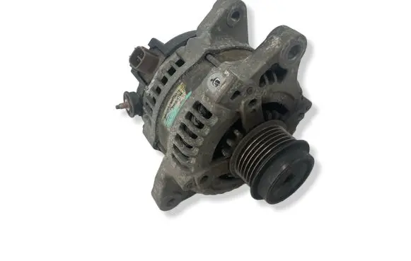 Toyota Corolla E140 E150 Generator/alternator 2706037010