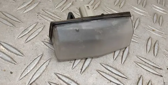 Toyota Prius+ (ZVW40) Number plate light