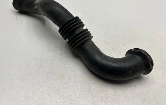 Opel Vivaro Intercooler hose/pipe 8200865653 93861963