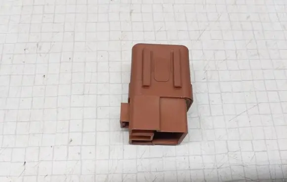 Nissan Primera Other relay 2523079964