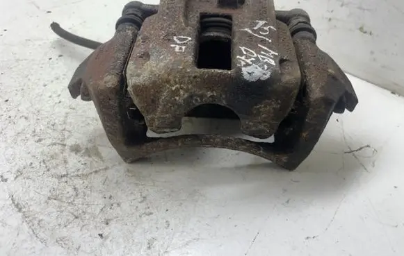 Mercedes-Benz B W245 Front brake caliper