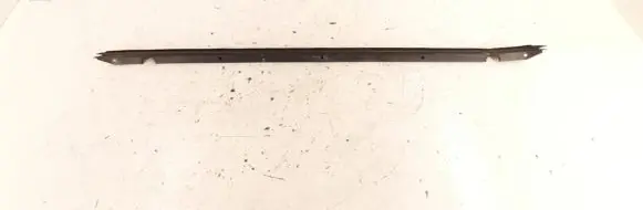 Mercedes-Benz G W461 W463 1st Gen Rubber seal front door window/glass 4637250365 A4637250365