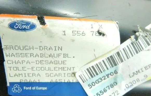 Ford Fiesta Fender end trim 1556780 50G32E06