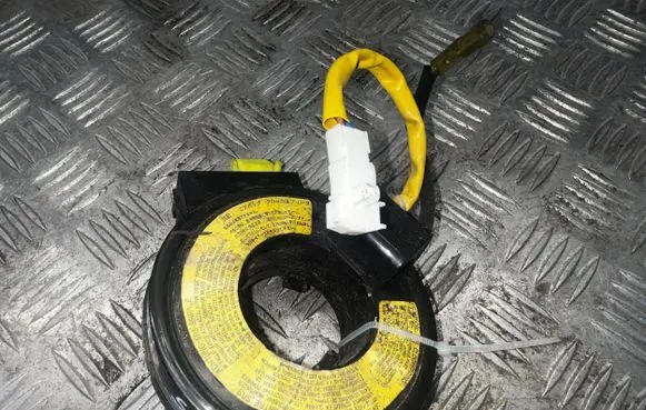 Mitsubishi Space Wagon Airbag slip ring squib (SRS ring)