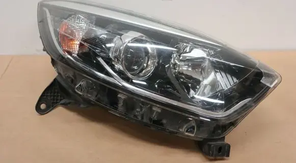 Renault Captur Headlight/headlamp 260102734 260102734R