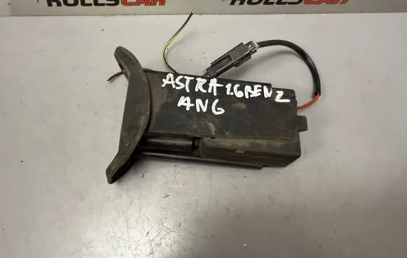Opel Astra G Central locking motor 90587326